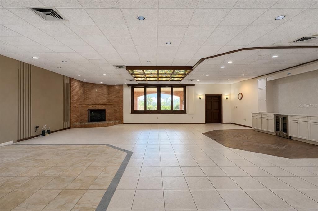 For Sale: $525,000 (4 beds, 4 baths, 2933 Square Feet)
