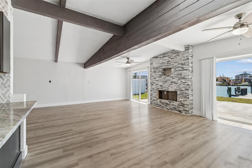 For Sale: $899,000 (4 beds, 3 baths, 2554 Square Feet)