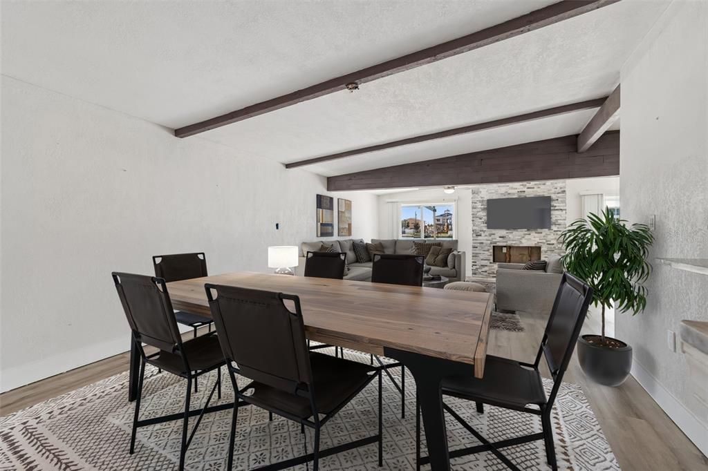 For Sale: $899,000 (4 beds, 3 baths, 2554 Square Feet)