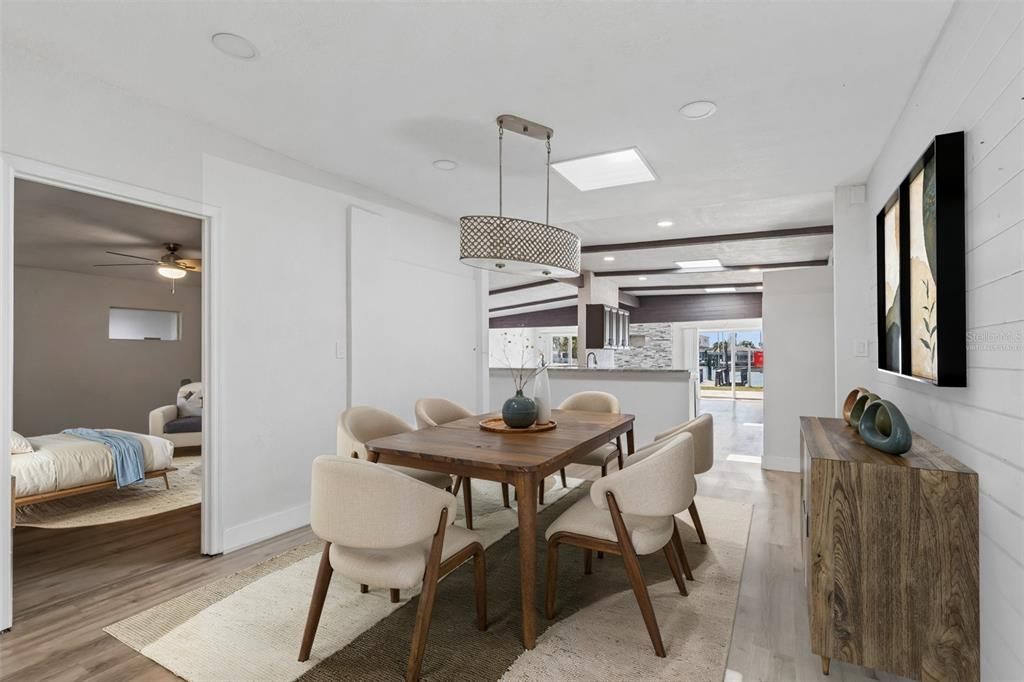For Sale: $899,000 (4 beds, 3 baths, 2554 Square Feet)