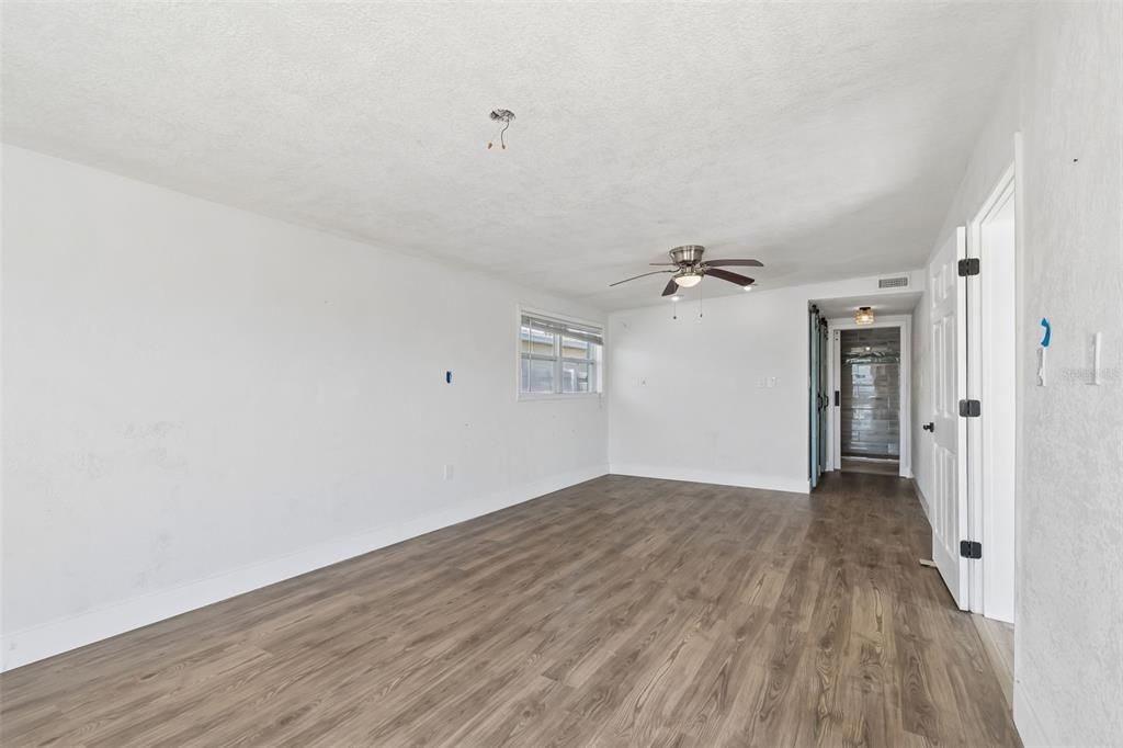 For Sale: $899,000 (4 beds, 3 baths, 2554 Square Feet)