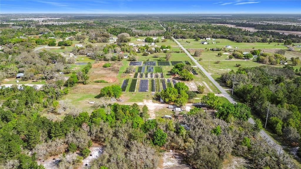 На продажу: $675,000 (2.29 acres)