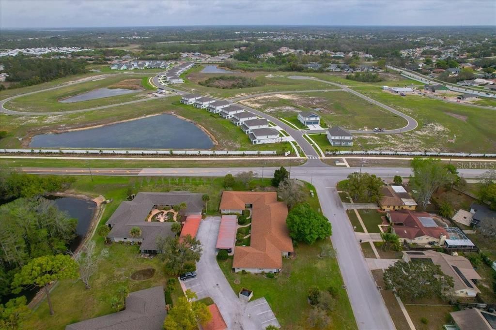 For Sale: $155,000 (2 beds, 2 baths, 1049 Square Feet)