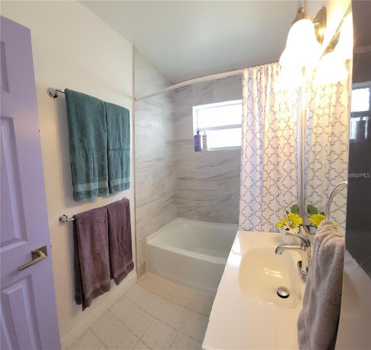 В аренду: $1,350 (2 спален, 1 ванн, 1150 Квадратных фут)