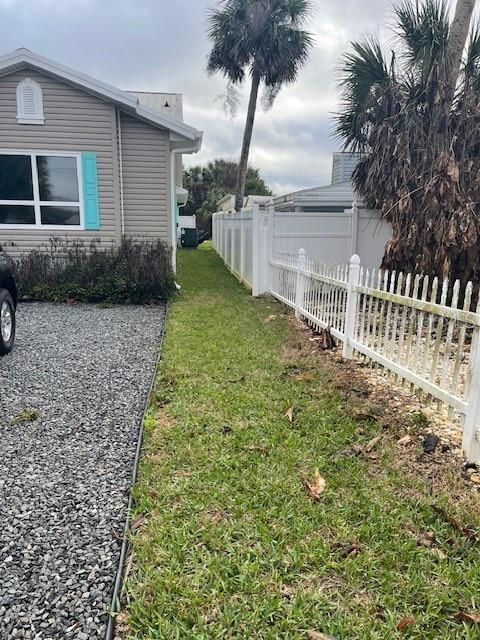 For Rent: $2,800 (3 beds, 2 baths, 1598 Square Feet)