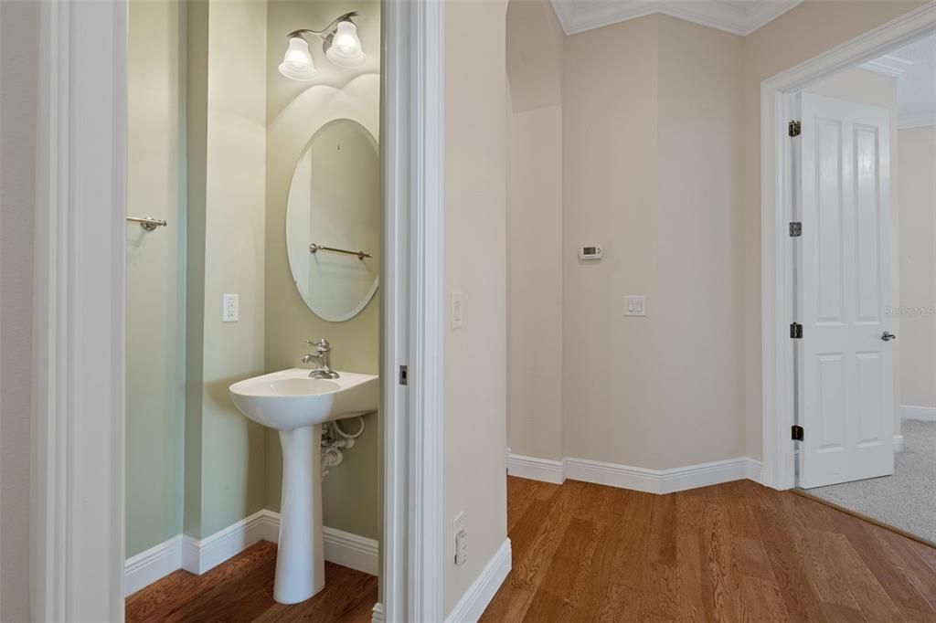 En Venta: $669,000 (3 camas, 2 baños, 2515 Pies cuadrados)