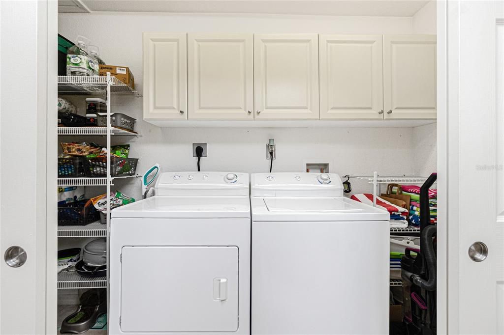 待售: $295,000 (2 贝兹, 2 浴室, 1412 平方英尺)