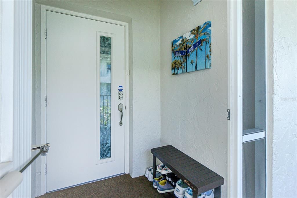 待售: $295,000 (2 贝兹, 2 浴室, 1412 平方英尺)