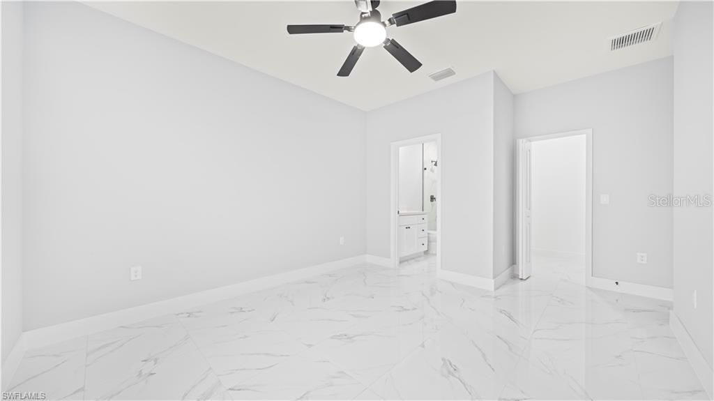 Activo con contrato: $290,000 (3 camas, 2 baños, 1358 Pies cuadrados)