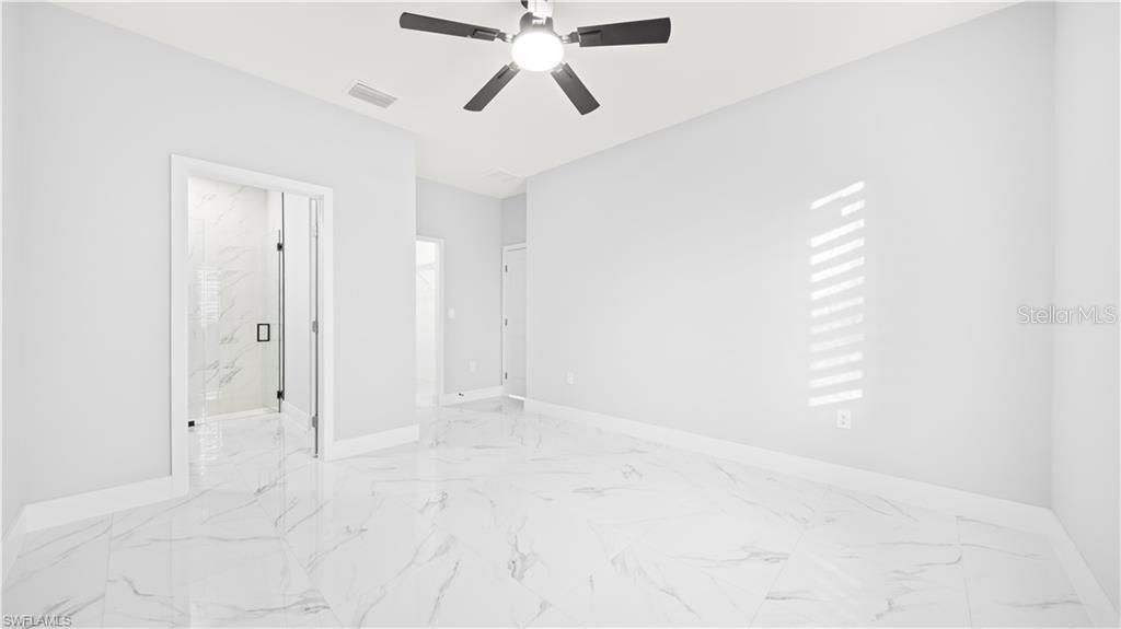 Activo con contrato: $290,000 (3 camas, 2 baños, 1358 Pies cuadrados)