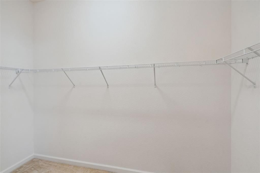 For Rent: $2,400 (3 beds, 2 baths, 1440 Square Feet)