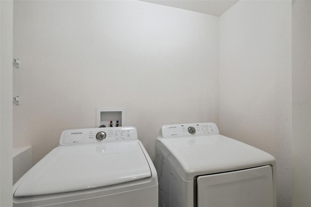 For Rent: $2,400 (3 beds, 2 baths, 1440 Square Feet)