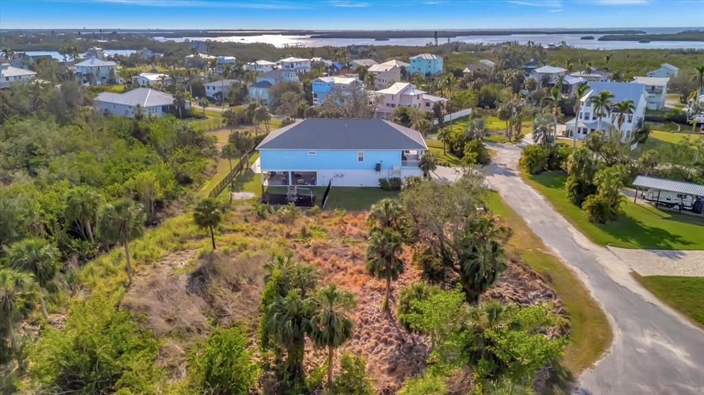待售: $199,000 (0.46 acres)