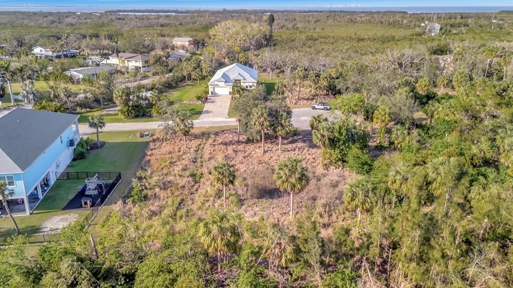 待售: $199,000 (0.46 acres)