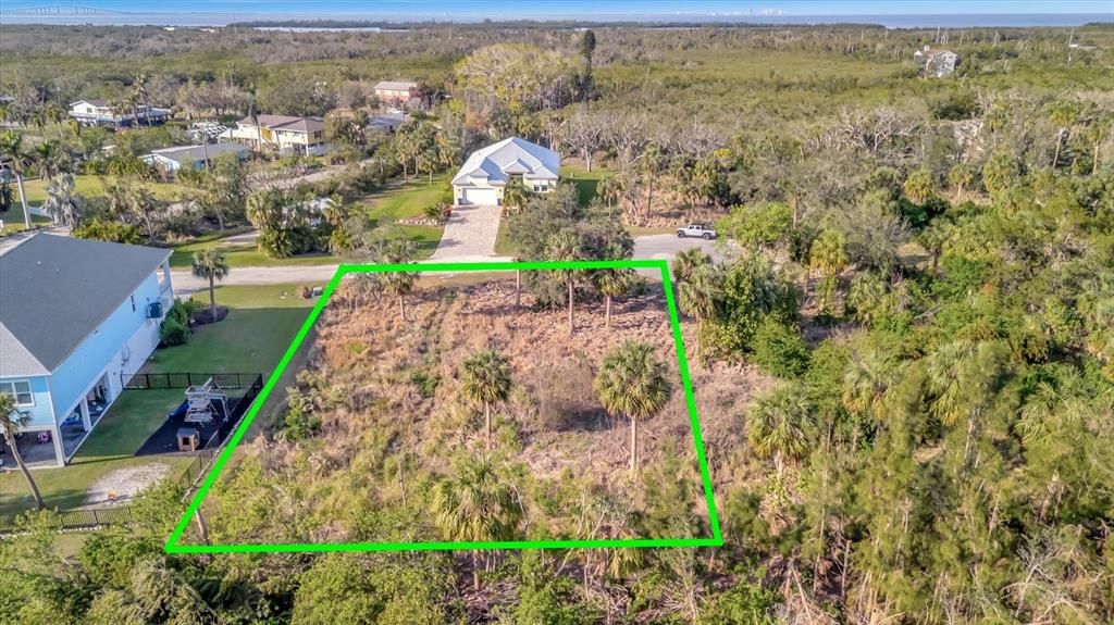 待售: $199,000 (0.46 acres)