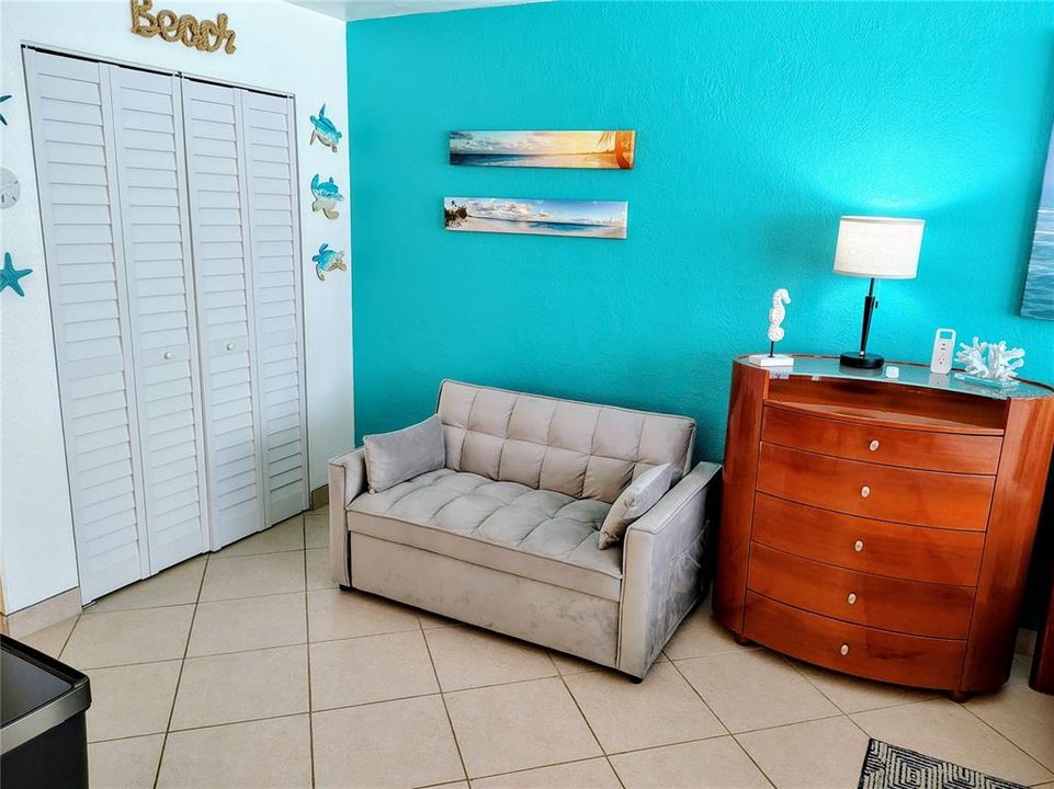Activo con contrato: $129,900 (0 camas, 1 baños, 384 Pies cuadrados)