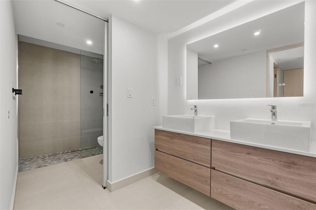 En Venta: $1,750,000 (2 camas, 2 baños, 1467 Pies cuadrados)
