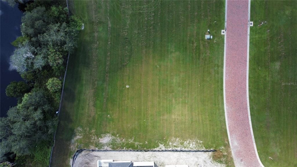 合同活跃: $815,000 (0.51 acres)