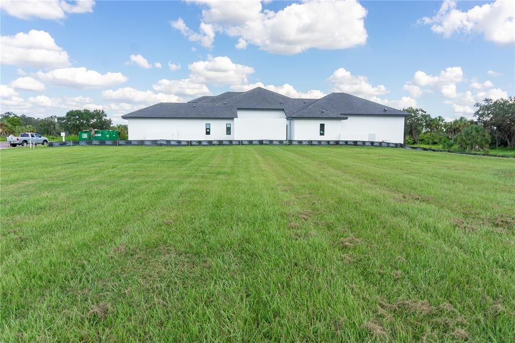 合同活跃: $815,000 (0.51 acres)