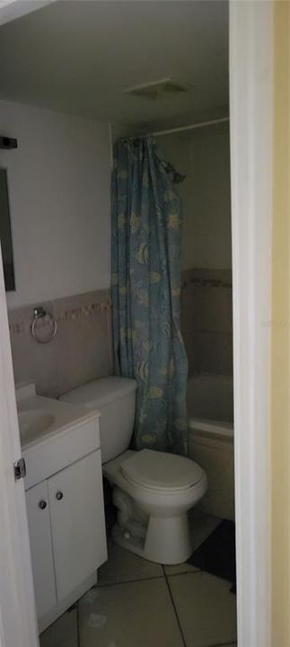 Activo con contrato: $113,000 (2 camas, 1 baños, 813 Pies cuadrados)