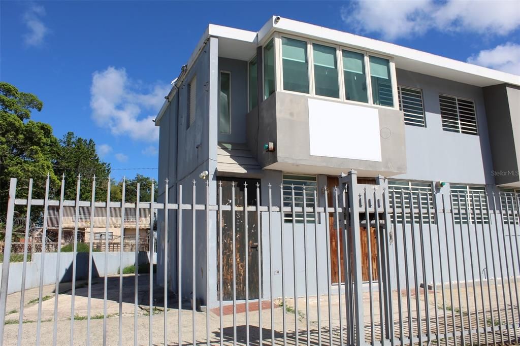Vendido Recientemente: $110,000 (2 camas, 2 baños, 1290 Pies cuadrados)