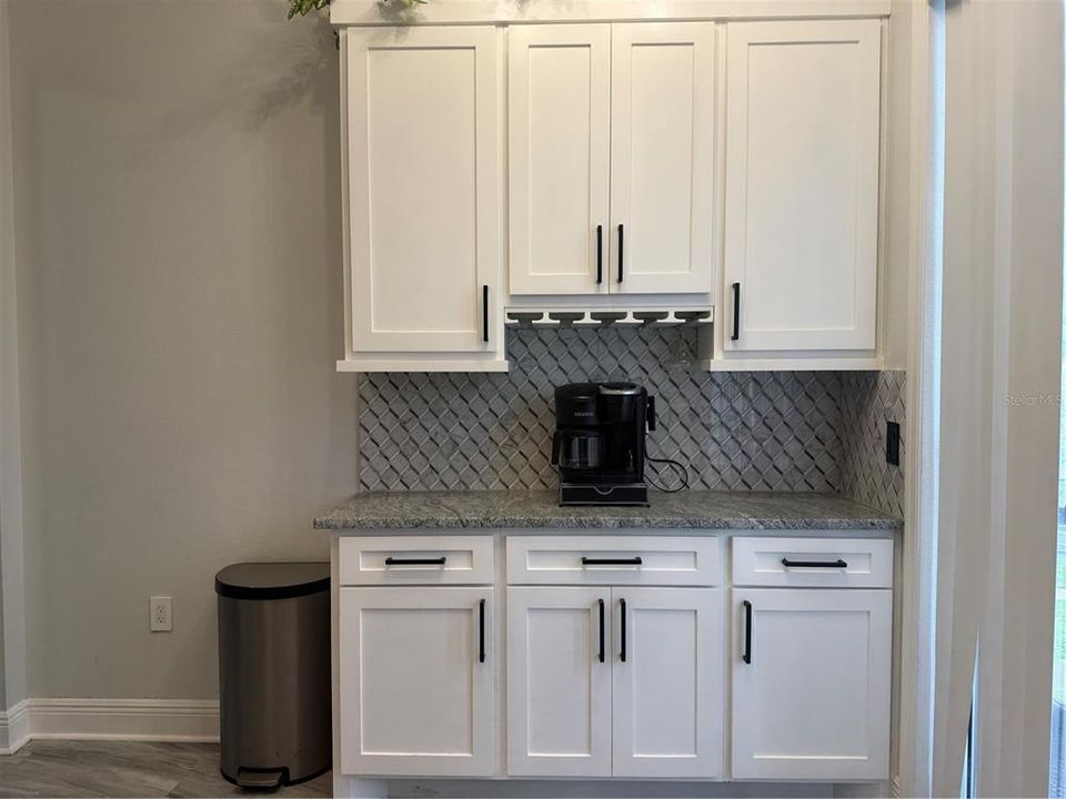 For Sale: $320,000 (2 beds, 2 baths, 1128 Square Feet)