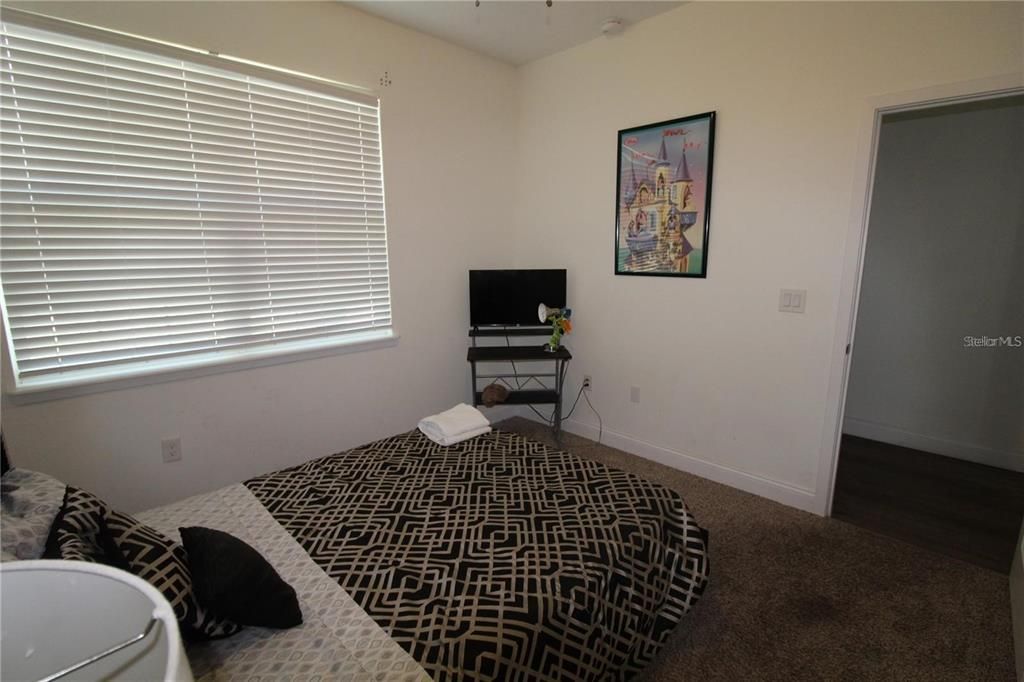 For Rent: $2,900 (4 beds, 3 baths, 1868 Square Feet)