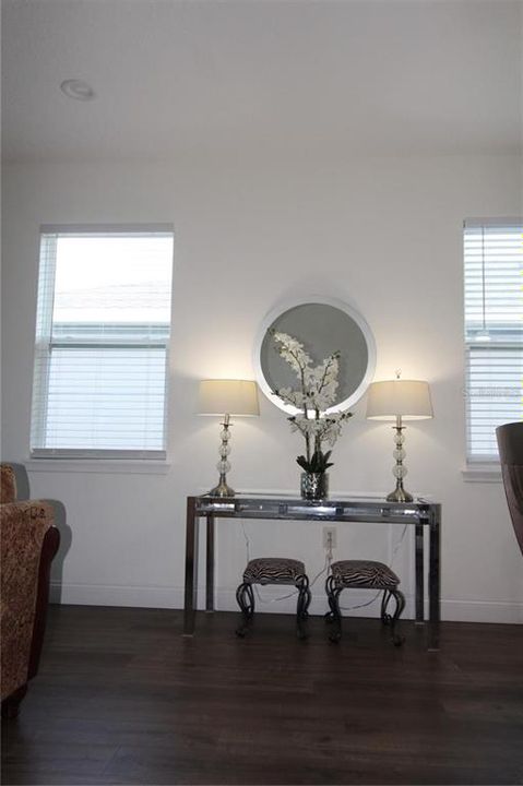 For Rent: $2,900 (4 beds, 3 baths, 1868 Square Feet)
