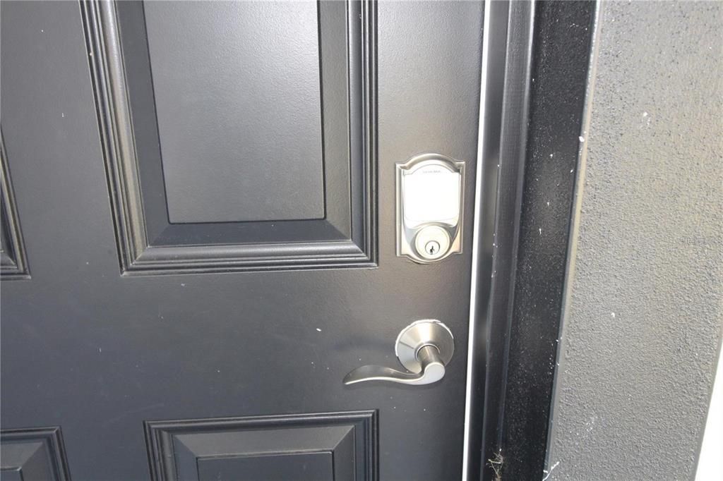 For Rent: $2,900 (4 beds, 3 baths, 1868 Square Feet)