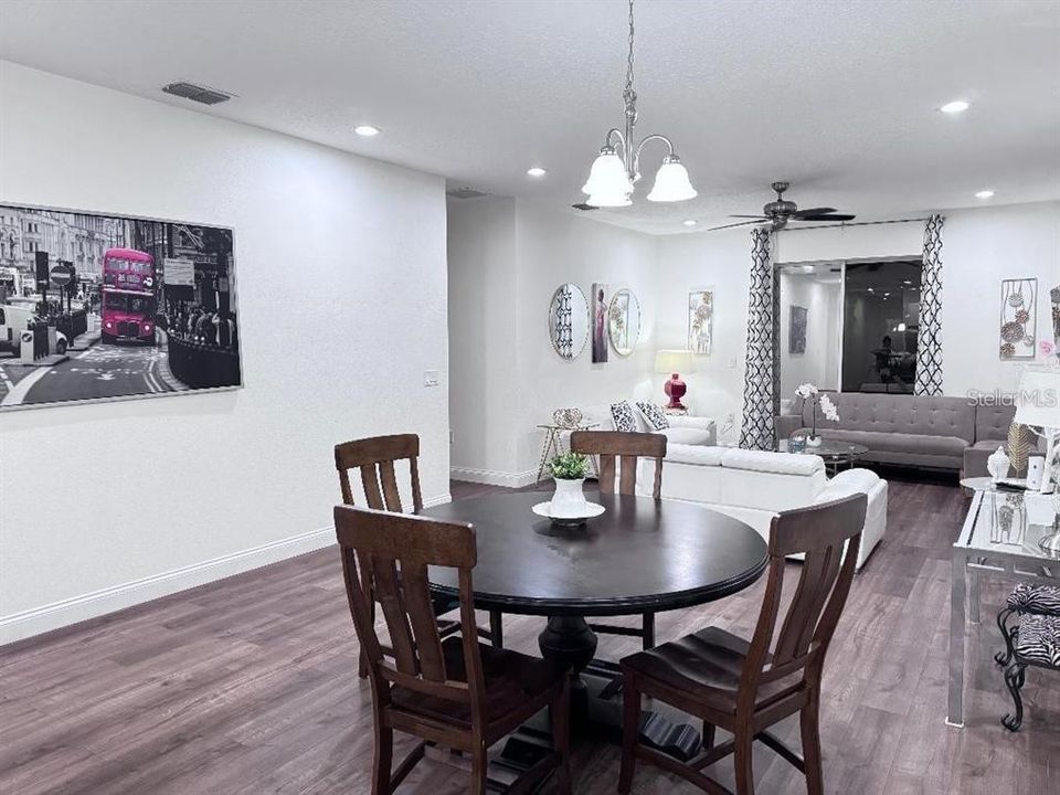 For Rent: $2,900 (4 beds, 3 baths, 1868 Square Feet)