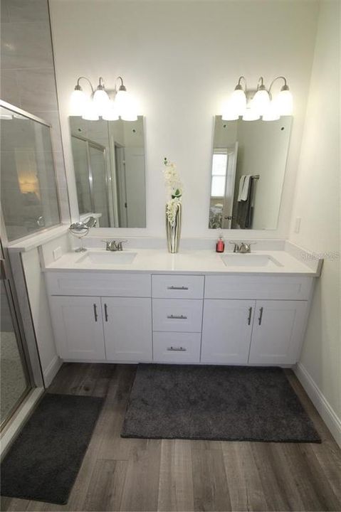 For Rent: $2,900 (4 beds, 3 baths, 1868 Square Feet)