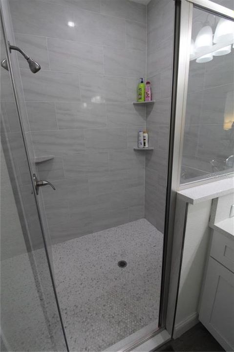 For Rent: $2,900 (4 beds, 3 baths, 1868 Square Feet)