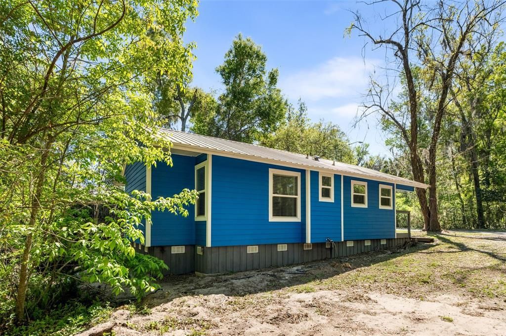 待售: $499,900 (2 贝兹, 2 浴室, 818 平方英尺)