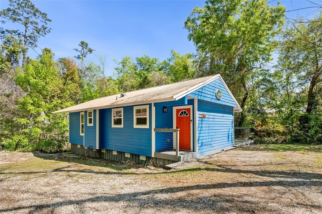 待售: $499,900 (2 贝兹, 2 浴室, 818 平方英尺)