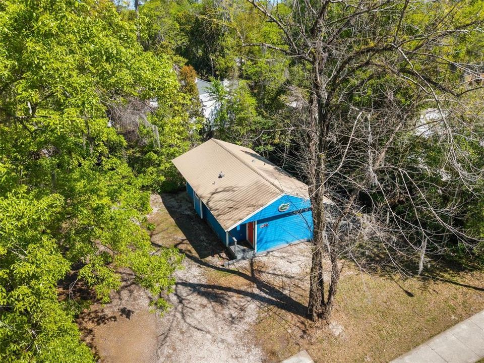 待售: $499,900 (2 贝兹, 2 浴室, 818 平方英尺)