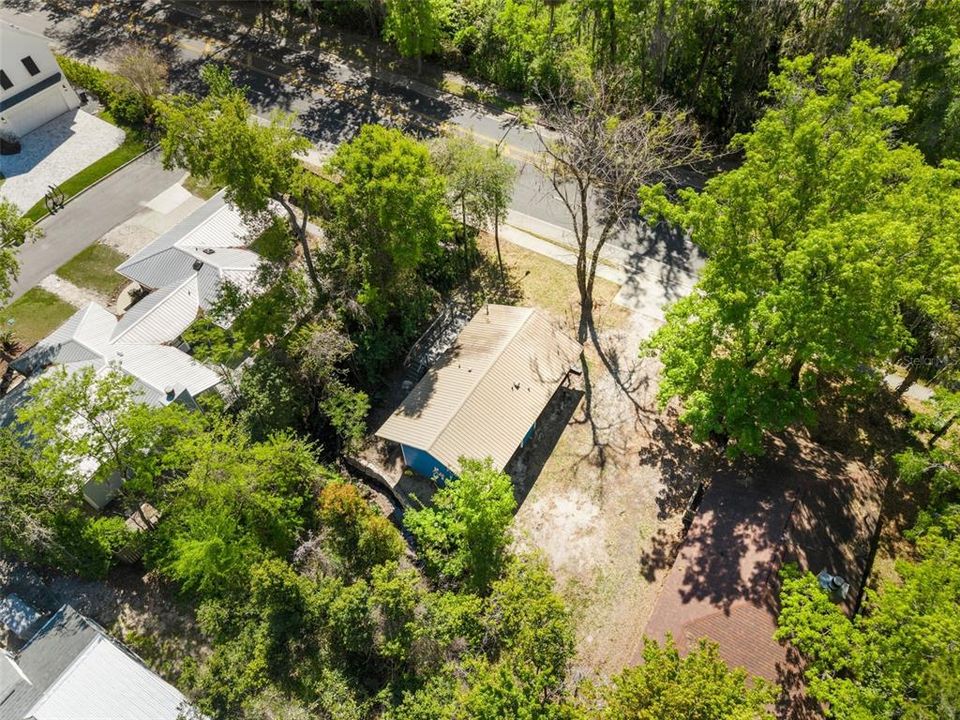 待售: $499,900 (2 贝兹, 2 浴室, 818 平方英尺)