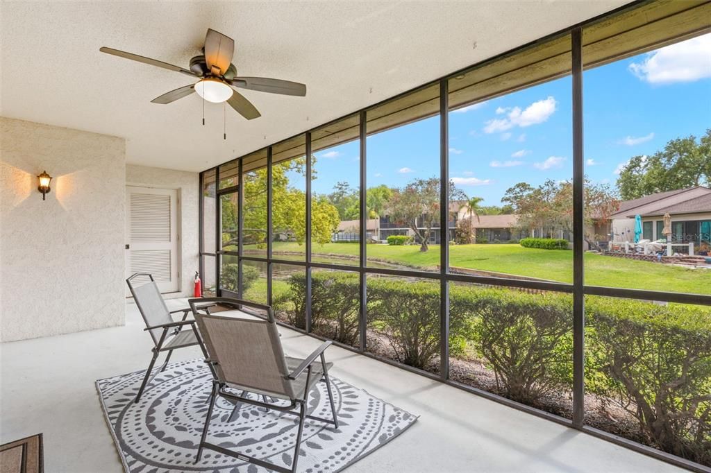 На продажу: $299,000 (3 спален, 2 ванн, 1385 Квадратных фут)