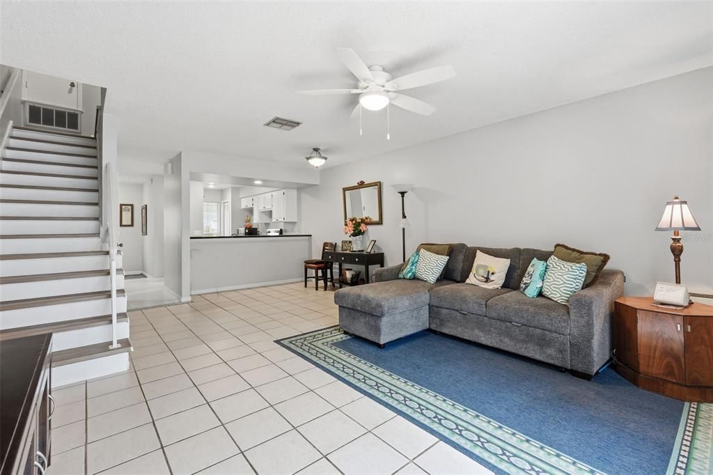 For Sale: $252,500 (2 beds, 2 baths, 1184 Square Feet)