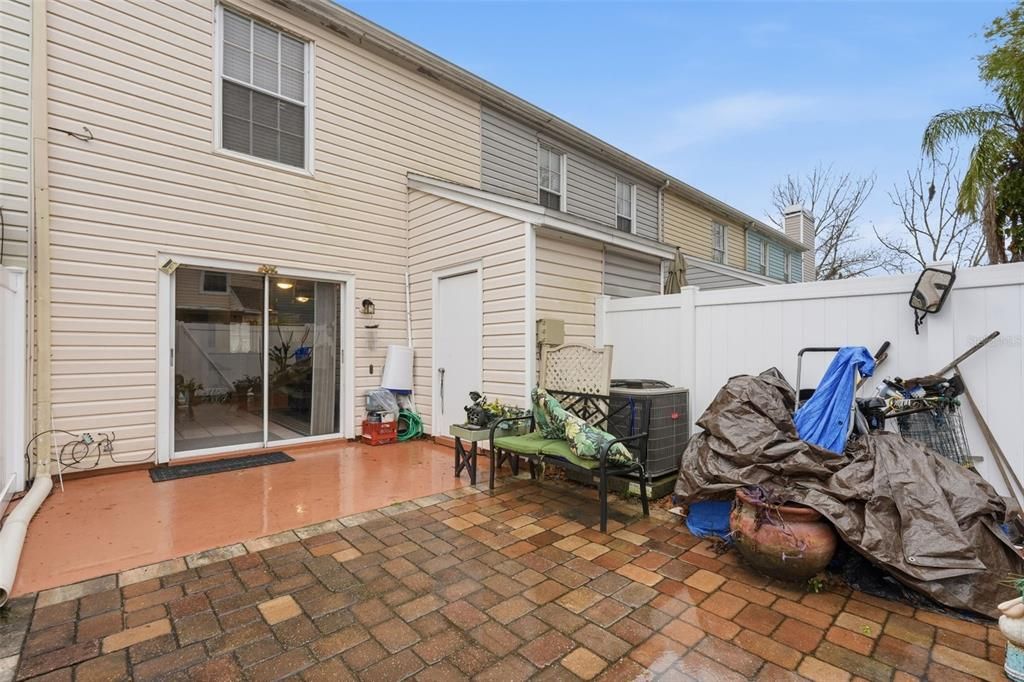 For Sale: $252,500 (2 beds, 2 baths, 1184 Square Feet)