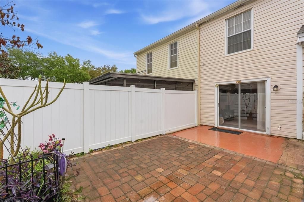 For Sale: $252,500 (2 beds, 2 baths, 1184 Square Feet)