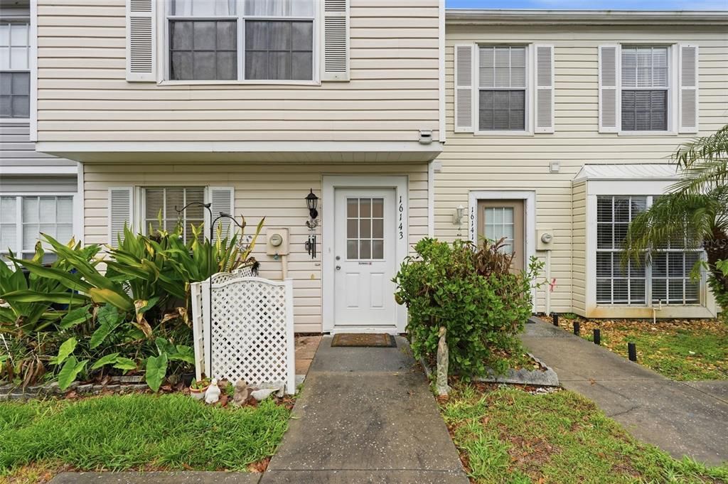 For Sale: $252,500 (2 beds, 2 baths, 1184 Square Feet)