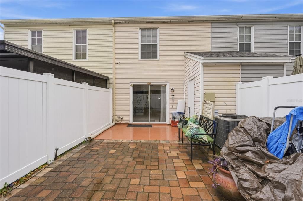 For Sale: $252,500 (2 beds, 2 baths, 1184 Square Feet)