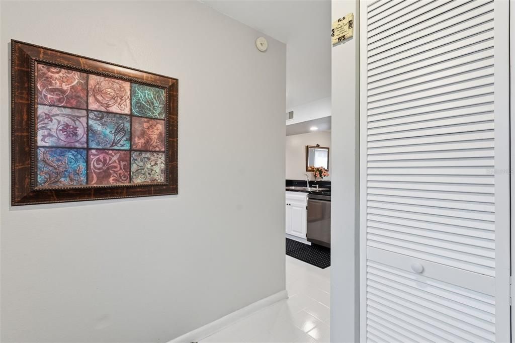 For Sale: $252,500 (2 beds, 2 baths, 1184 Square Feet)