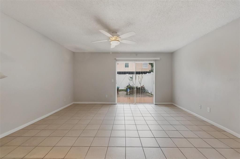 For Sale: $252,500 (2 beds, 2 baths, 1184 Square Feet)