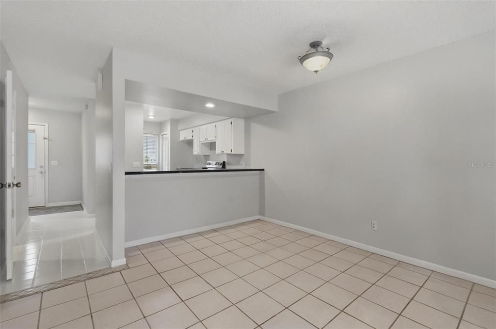 For Sale: $252,500 (2 beds, 2 baths, 1184 Square Feet)