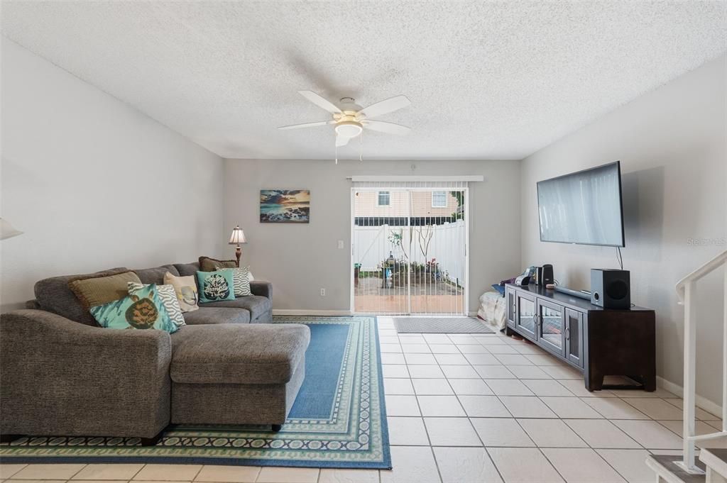 For Sale: $252,500 (2 beds, 2 baths, 1184 Square Feet)