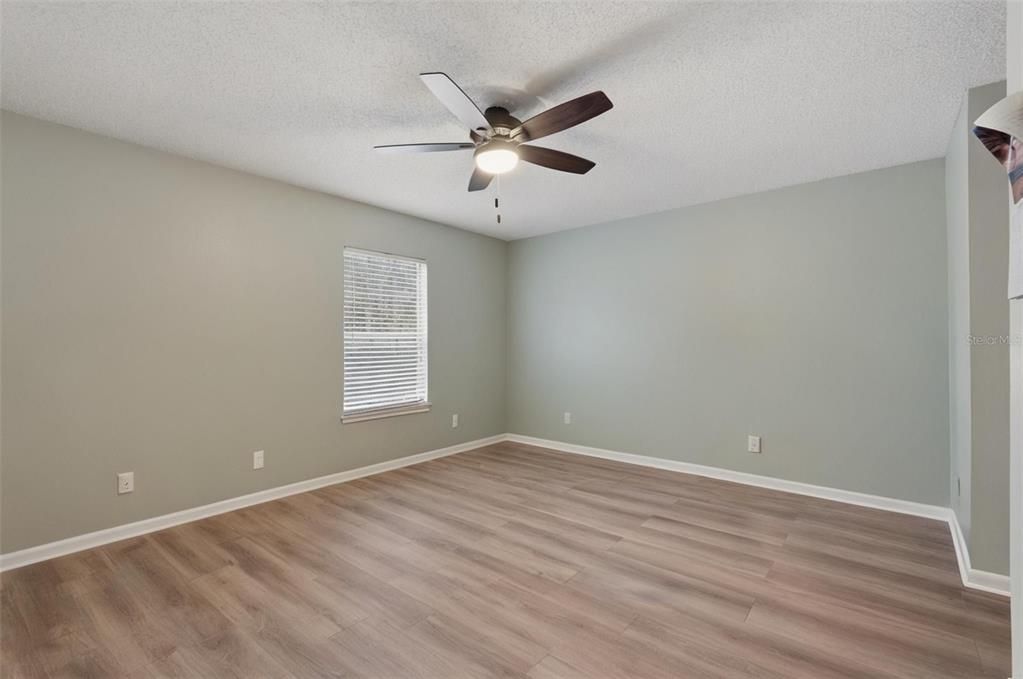 For Sale: $252,500 (2 beds, 2 baths, 1184 Square Feet)