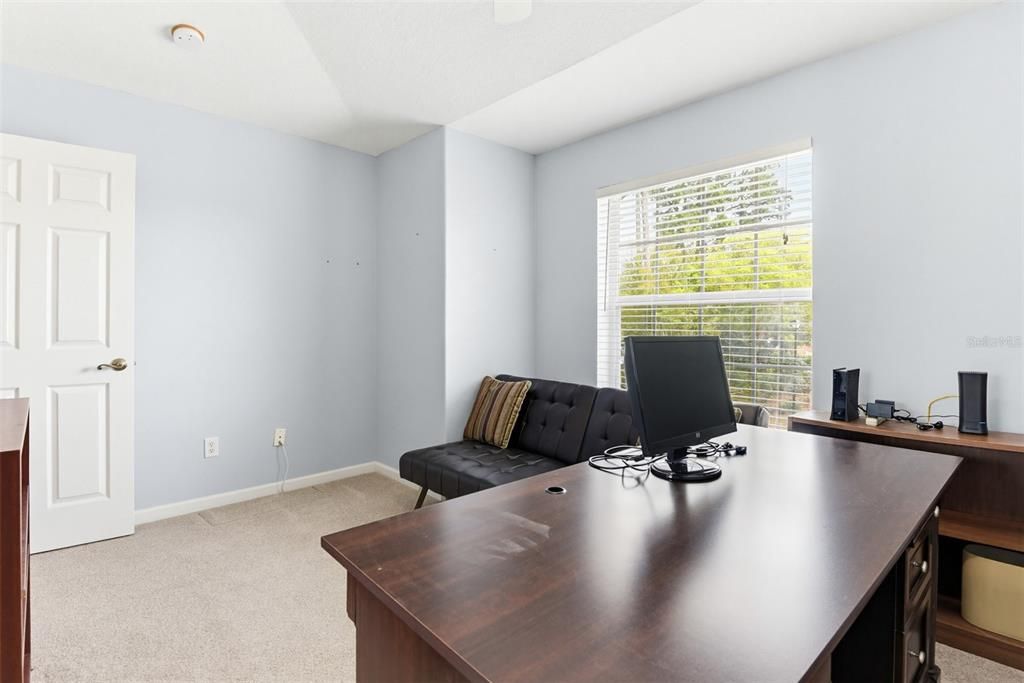 На продажу: $299,000 (3 спален, 2 ванн, 1598 Квадратных фут)