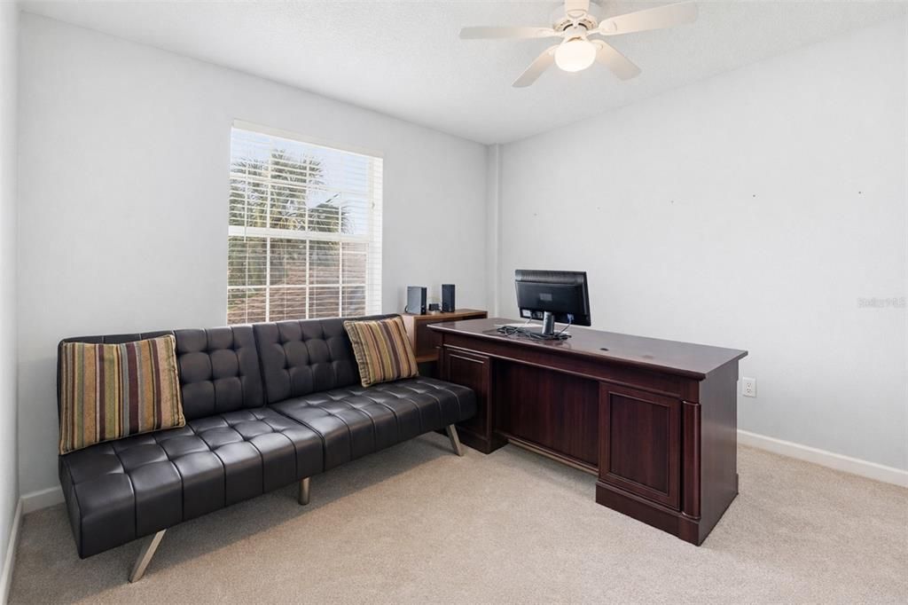 На продажу: $299,000 (3 спален, 2 ванн, 1598 Квадратных фут)