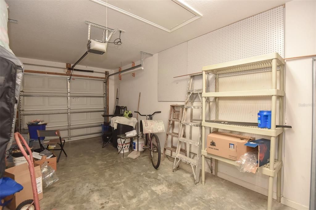 На продажу: $299,000 (3 спален, 2 ванн, 1598 Квадратных фут)